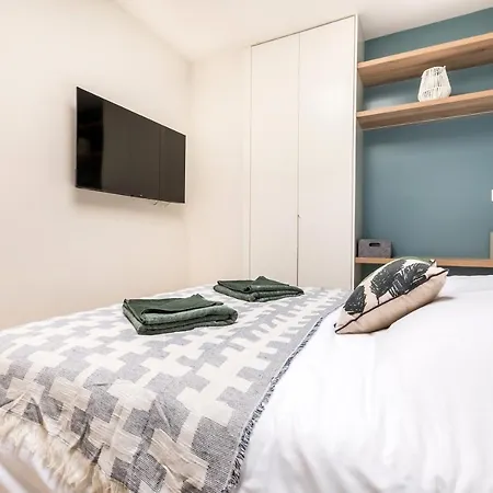 Luxueux Design 4 Ch Climatise