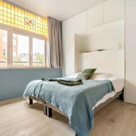 Luxueux Design 4 Ch Climatise * Rijsel